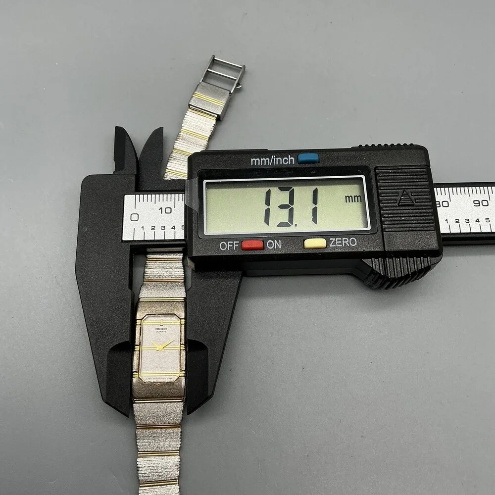Vintage Seiko Womens Watch 13mm Two Tone Band 2E20-5030 New Battery 6.75